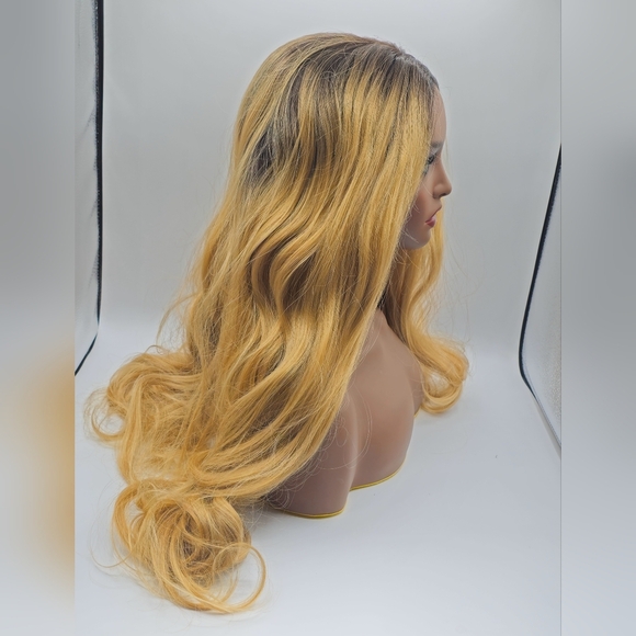 Uniwigs Chalice Honey Blonde w/ Dark Root Loose Wave Lace Front Wig - Picture 9 of 11